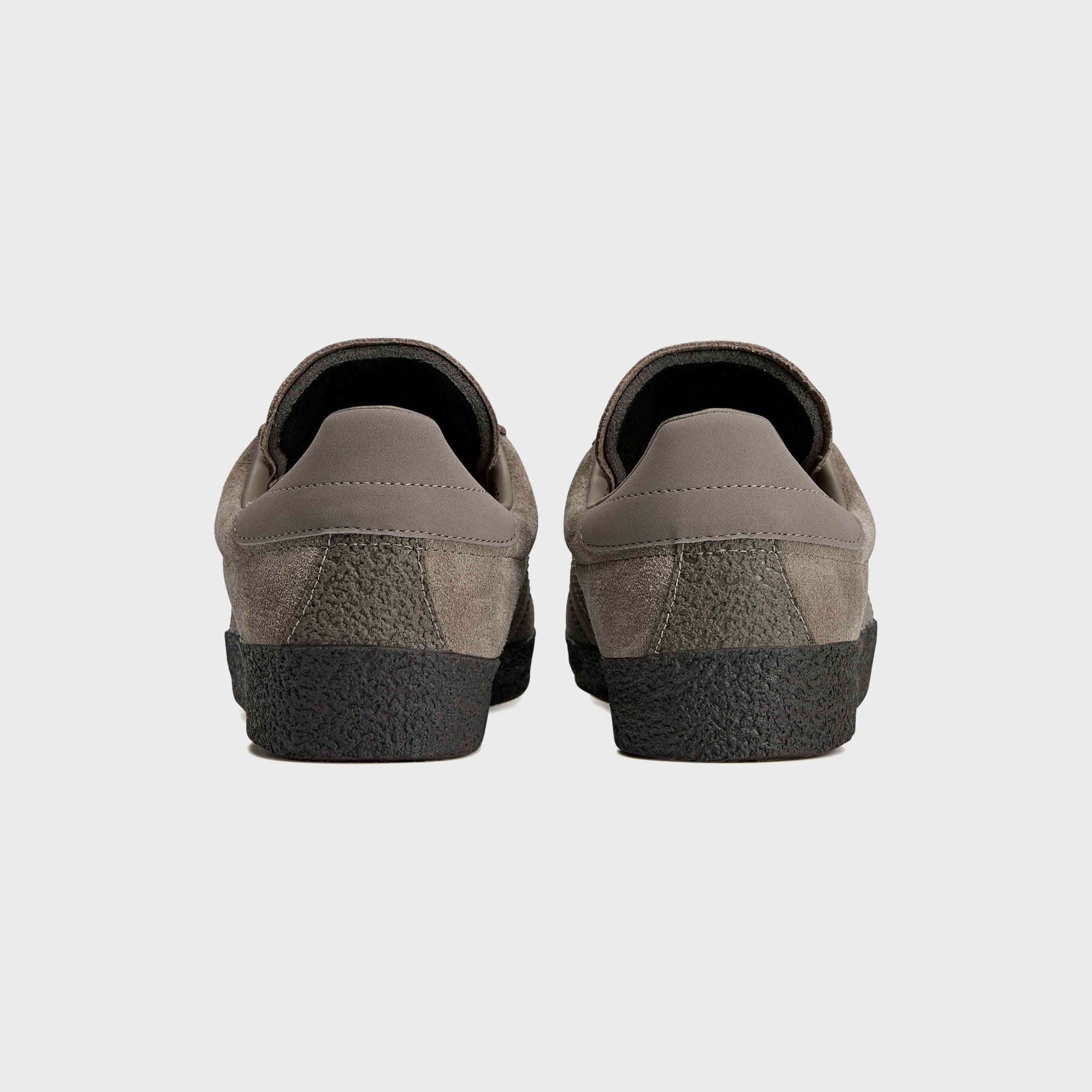 adidas Mendacino II SPZL - Blanch Brown / Shadow Red