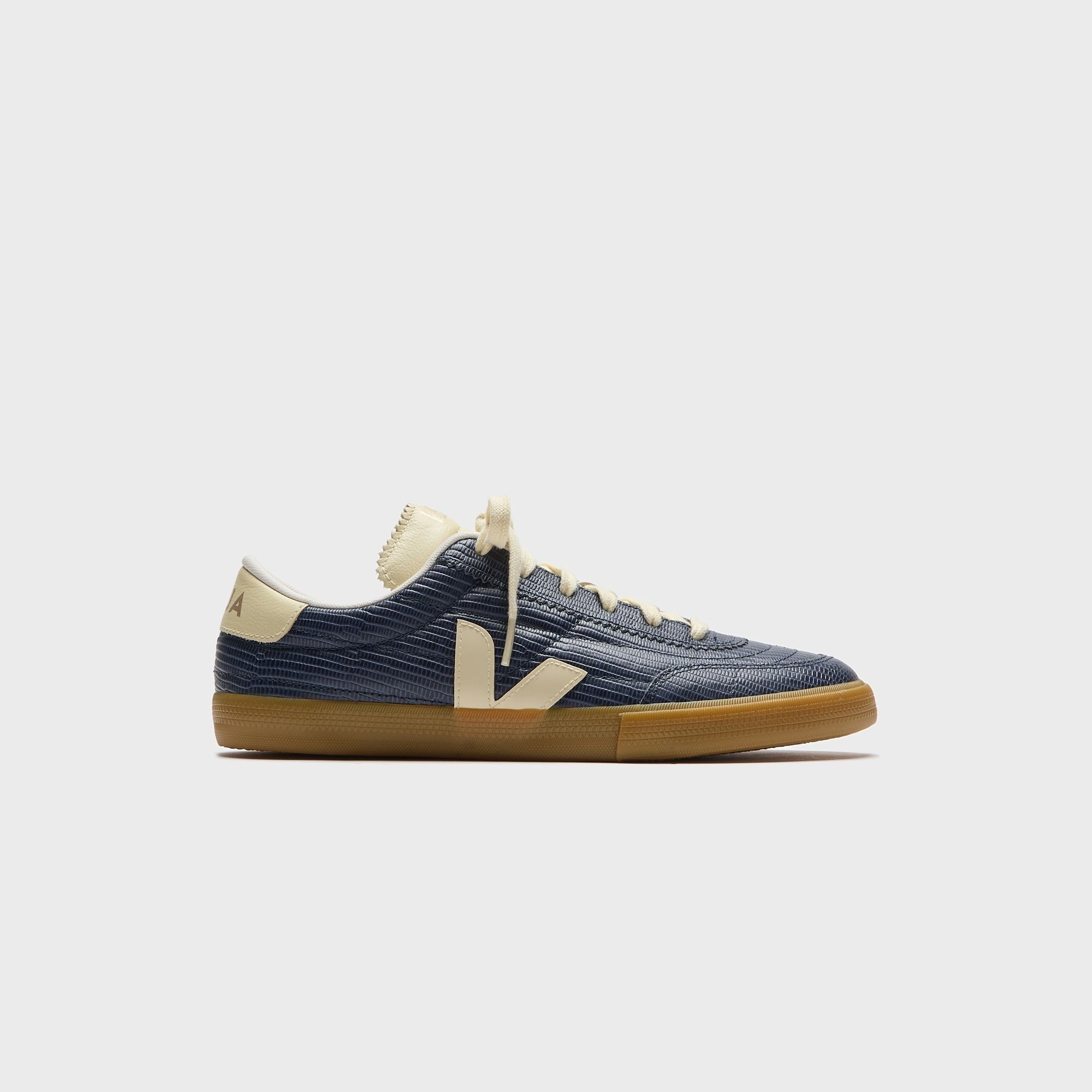 Veja WMNS Volley - White / Natural / Bark
