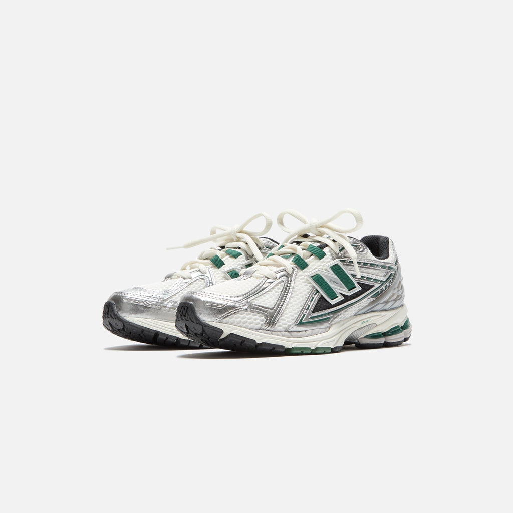 (RTV) New Balance 1906R - Silver Metallic / Nightwatch Green