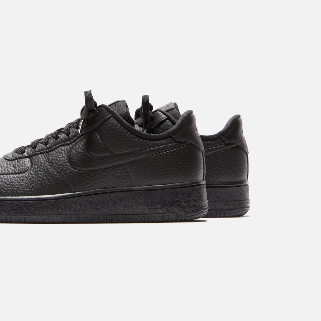Nike Air Force 1 '07 Premium - Black / Clear