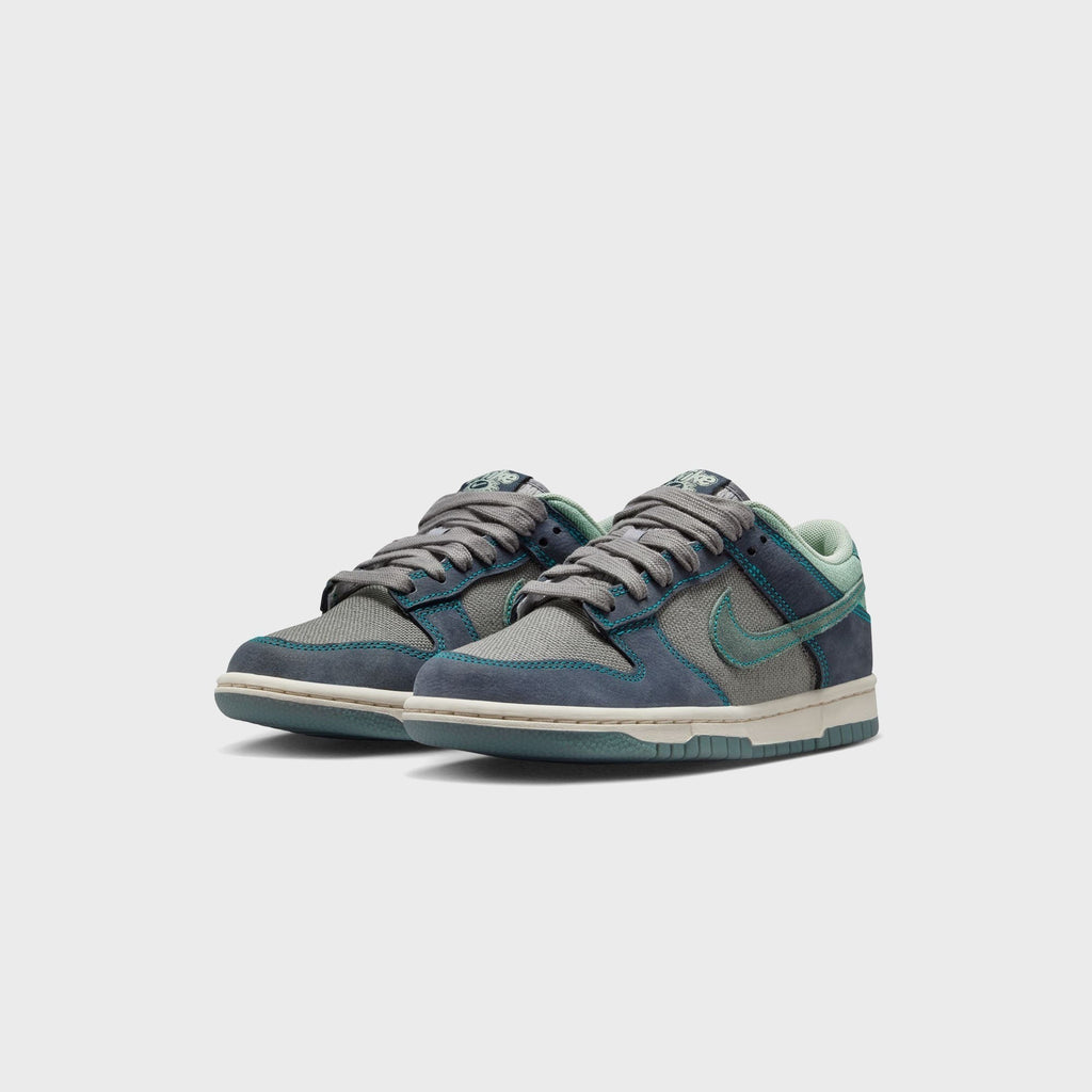 Nike GS Dunk Low LV8 1 - Pencil Point / Dark Obsidian / Steam / Mineral Slate