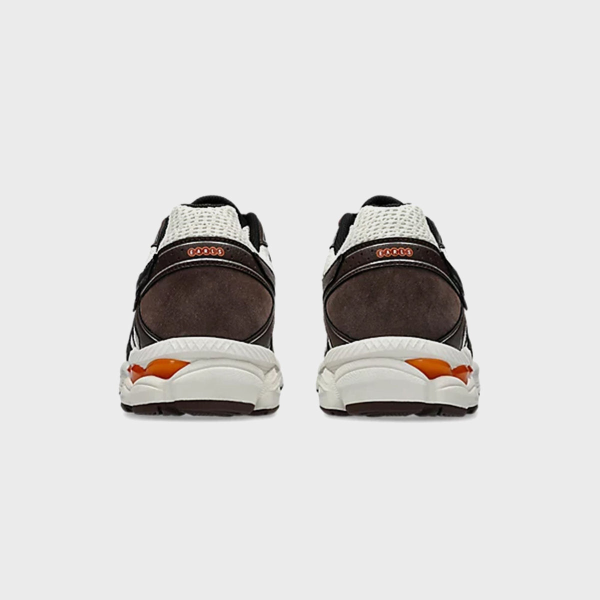 ASICS x EARLS Gel-Cumulus 16 - Coconut Milk / Black