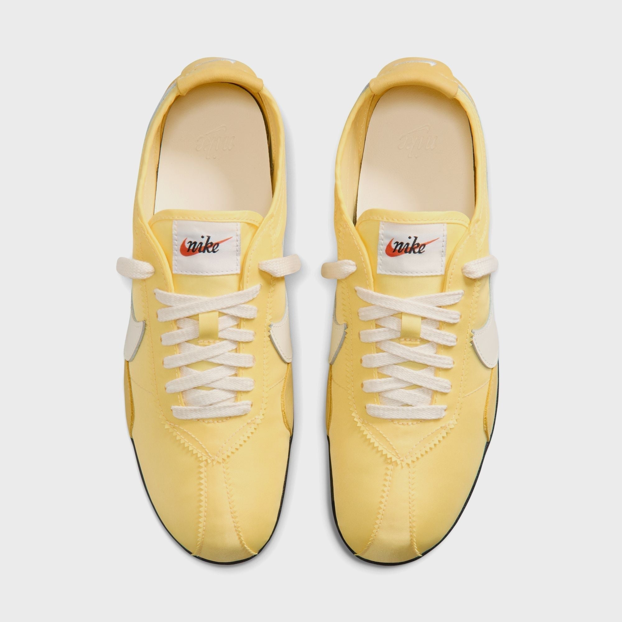 Nike WMNS Moon Shoe OG - Soft Yellow / Black / Soft Pearl