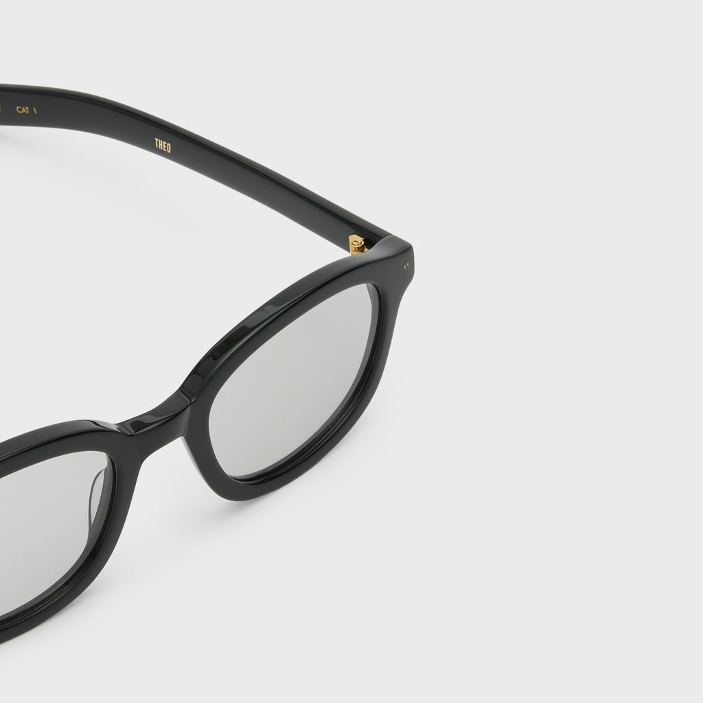 Flatlist Theo Sunglasses - Solid Black / Light Grey