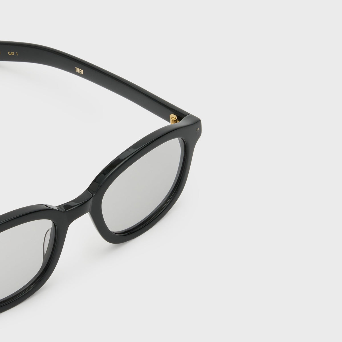 Flatlist Theo Sunglasses - Solid Black / Light Grey