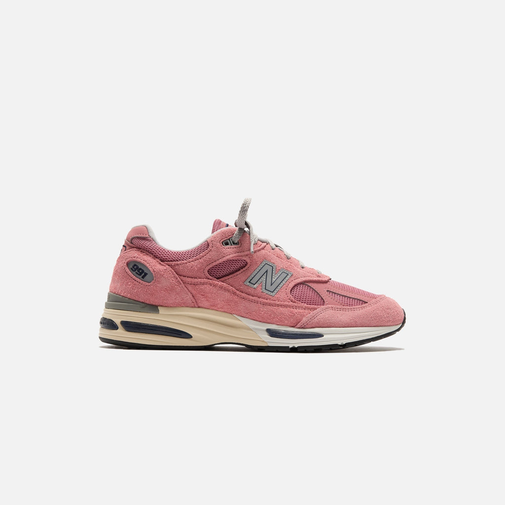 (RTV) New Balance Made in UK 991v2 - Brandied Apricot / Naval Academy / Silver