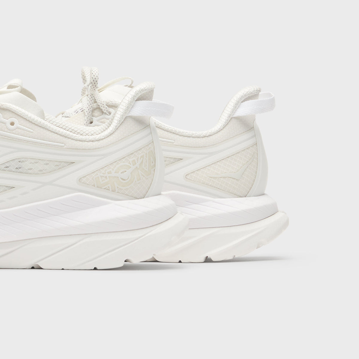 HOKA WMNS Mach Remastered - Frost / Cosmic Grey