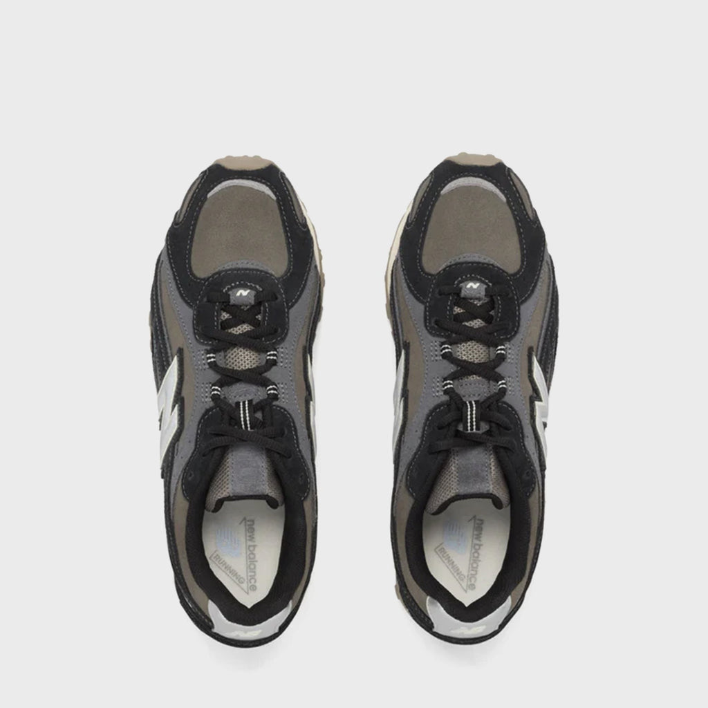 New Balance 204L - Black / Magnet