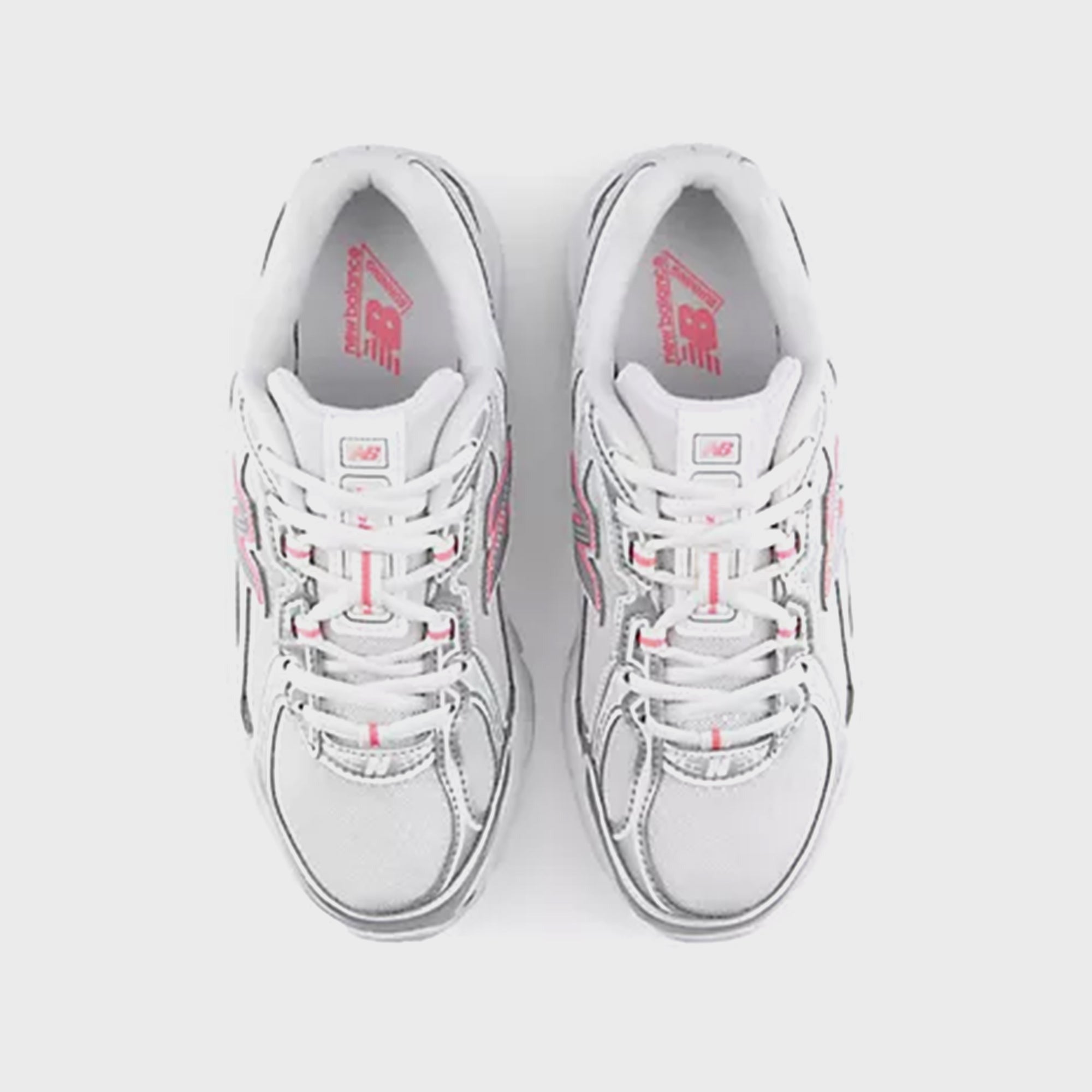 New Balance GS 740 Bungee Lace - Silver Metallic / Signal Pink