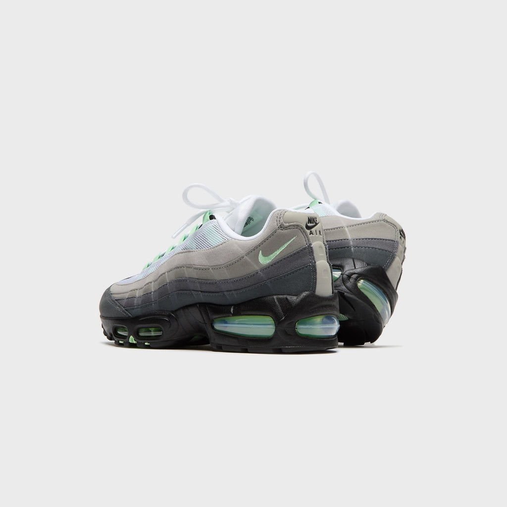 Nike WMNS Air Max 95 Big Bubble - Black / Fresh Mint / White / Medium Grey / Anthracite / Light Graphite