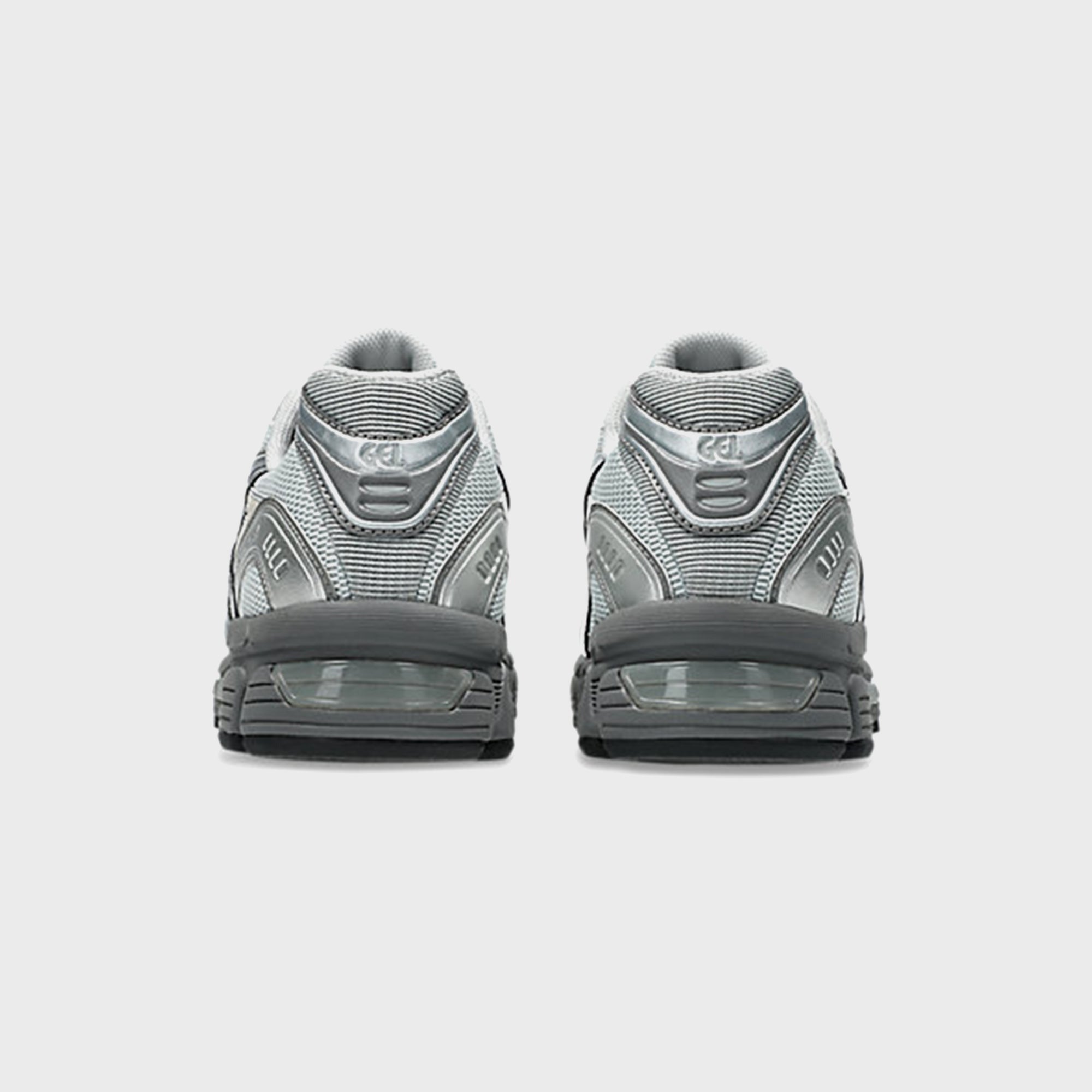 ASICS GEL-Stratus MC - Concrete / Carbon