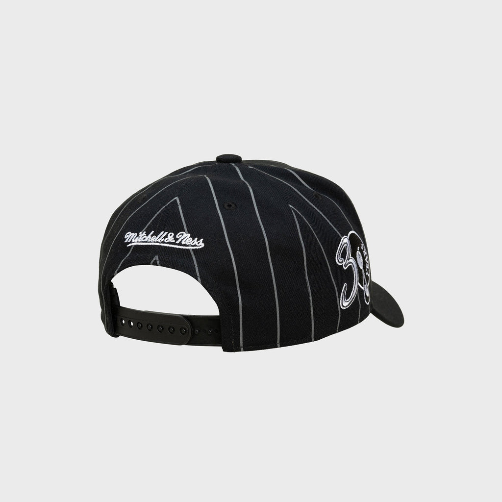 Mitchell & Ness x Jay-Z Reasonable Doubt x New York Yankees Pro Pinch Snapback Hat - Black