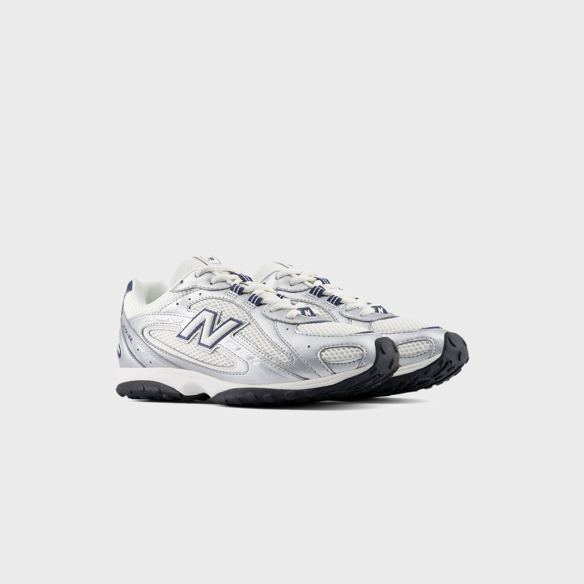 New Balance 204L - Sea Salt / Silver Metallic / NB Navy