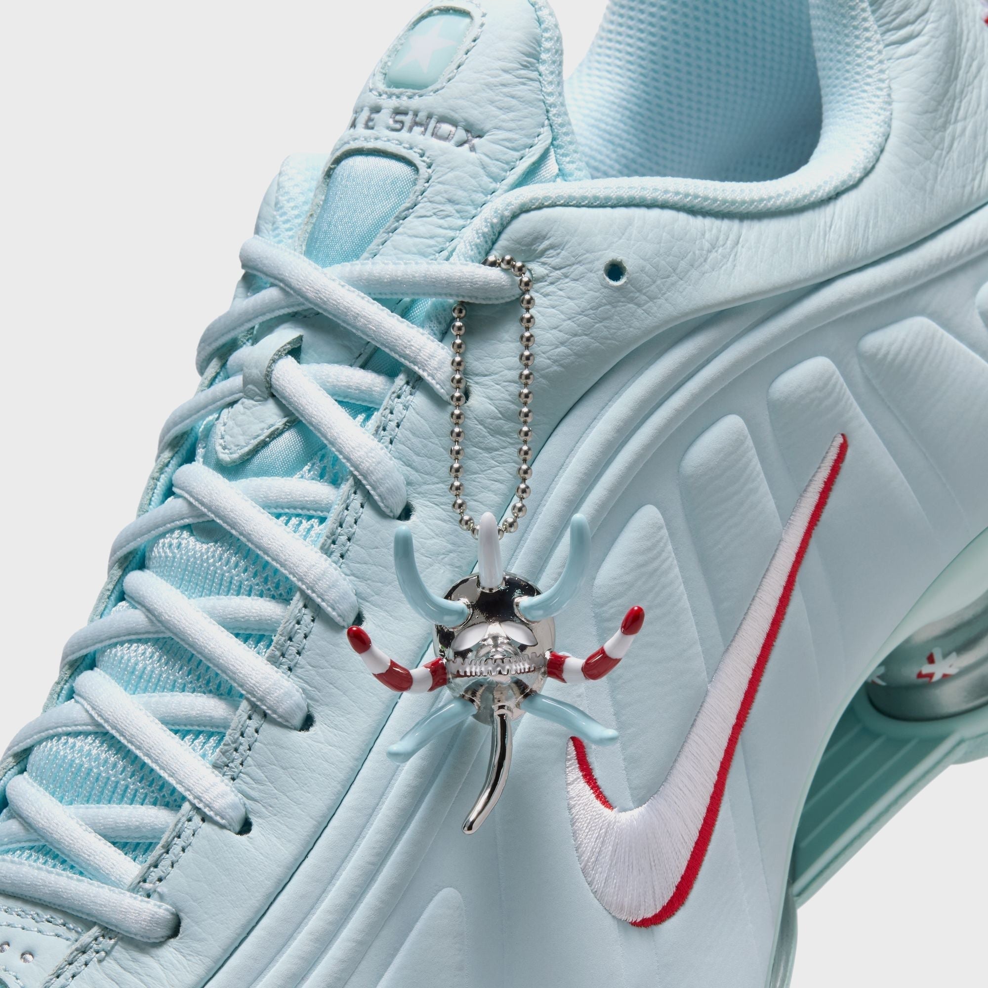 Nike Shox R4 - Glacier Blue / White / University Red / Metallic Silver