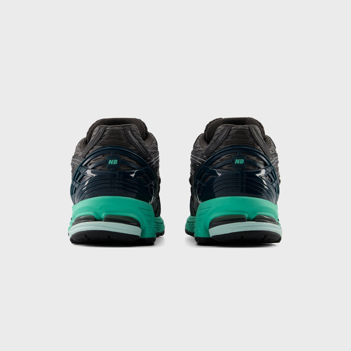 New Balance 1906R - Black Metallic / Deep End