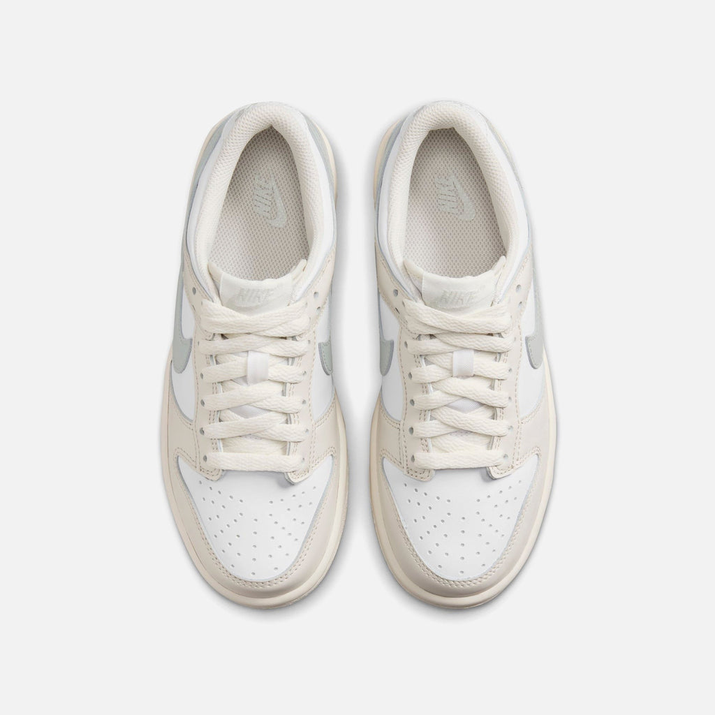 Nike GS Dunk Low - White / Light Silver / Phantom