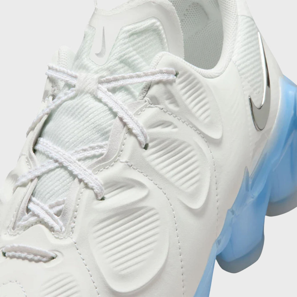 Nike WMNS First Sight Mirage - Summit White / Multicolor / Ice / Metallic Silver