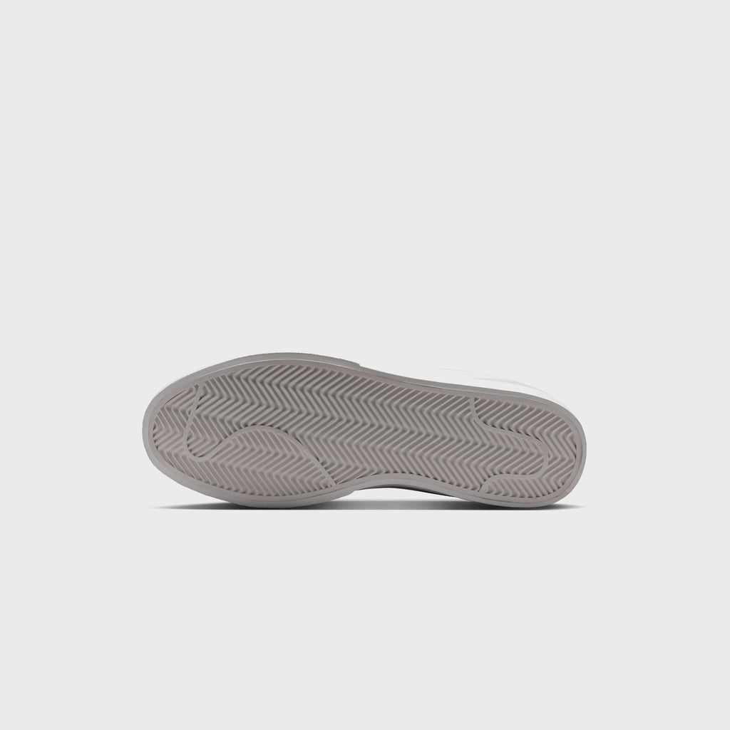 Nike Blazy - White / Sail