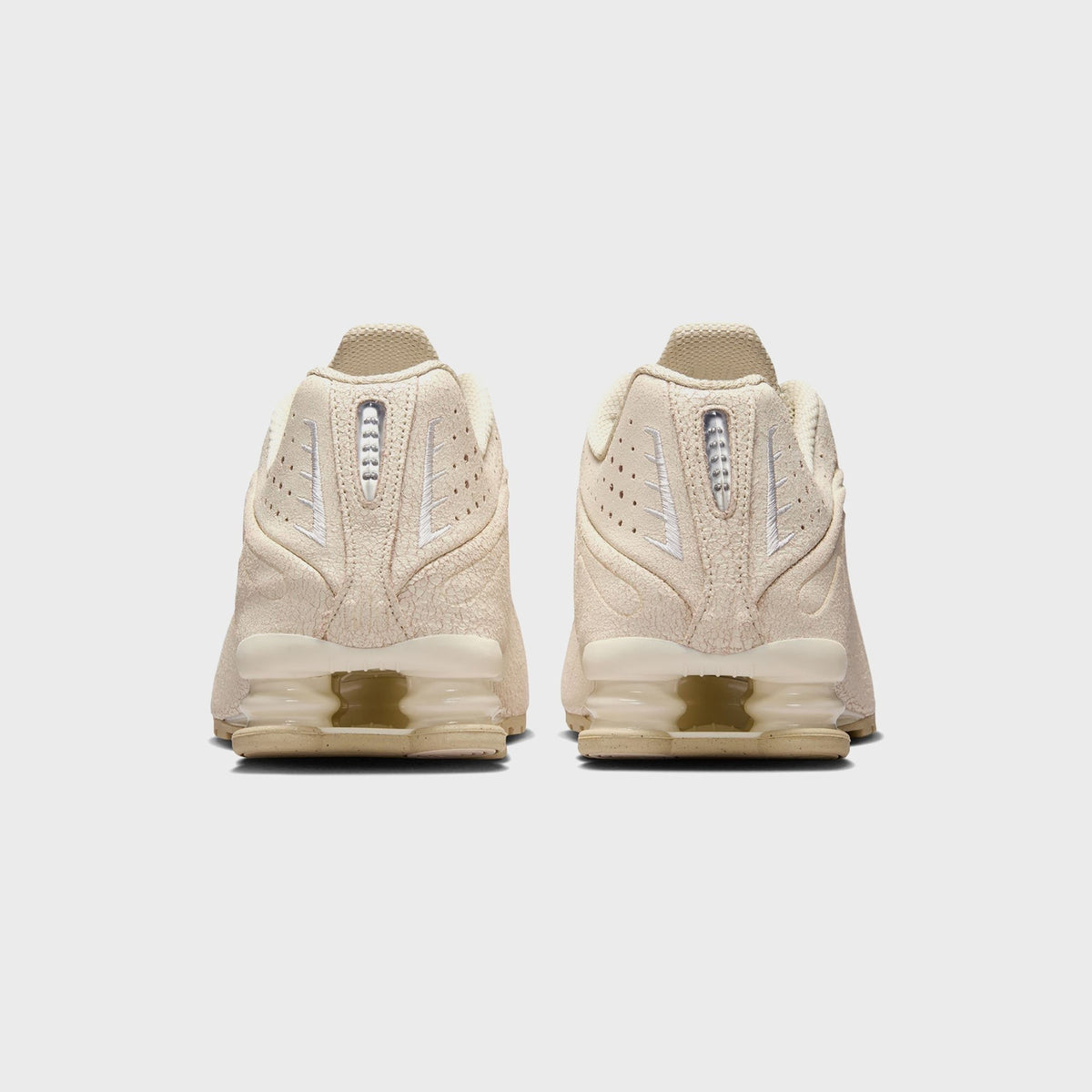 Nike Shox R4 - Natural / Metallic Silver