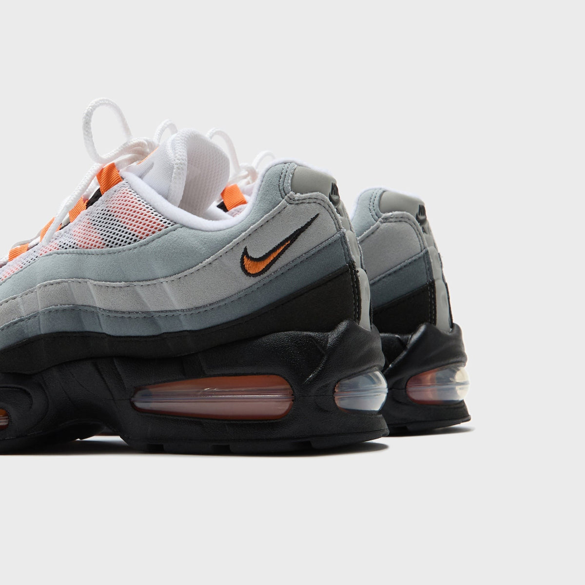 Nike Air Max 95 OG - Black / Bright Mandarin
