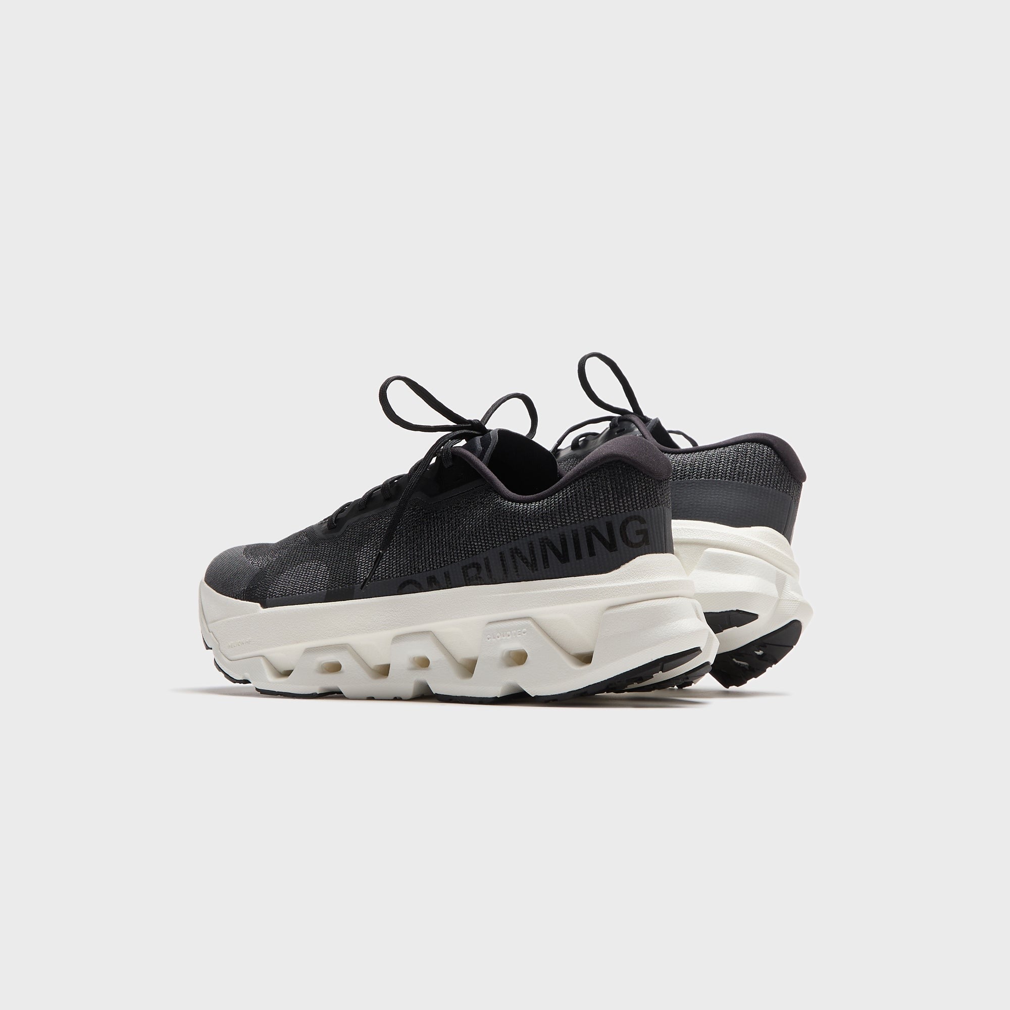 On Running Cloudmonster 3 Hyper - Black / Ivory