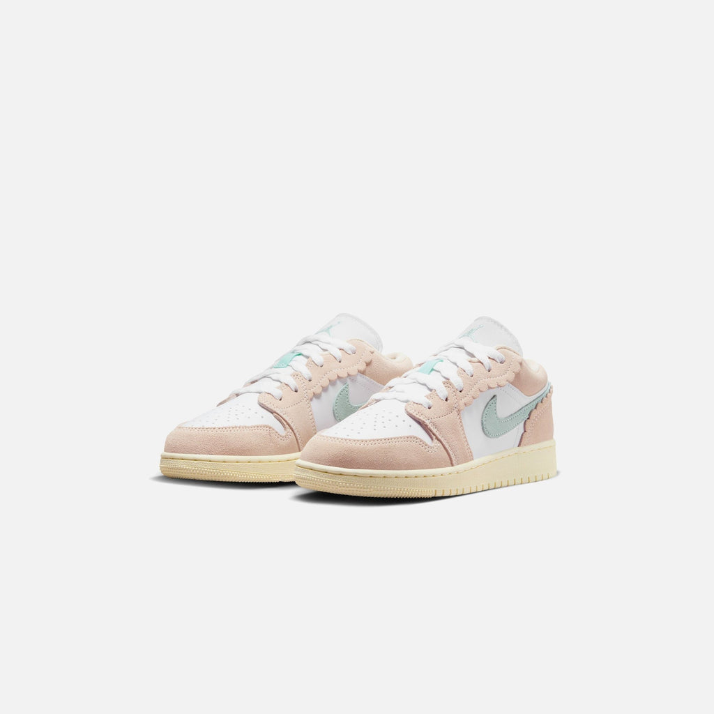 Nike Grade School Air Jordan 1 Low Se - Guava Ice / Jade Ice / White / Pink