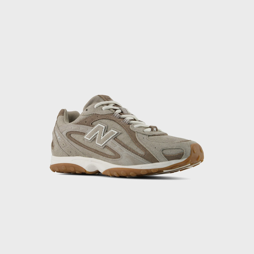 New Balance 204L - Arid Stone / Thunder Brown