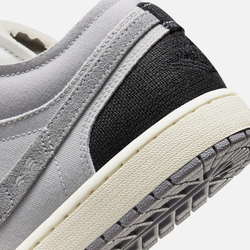 Nike Air Jordan 1 Low SE Craft - Tech Grey / Black Cement
