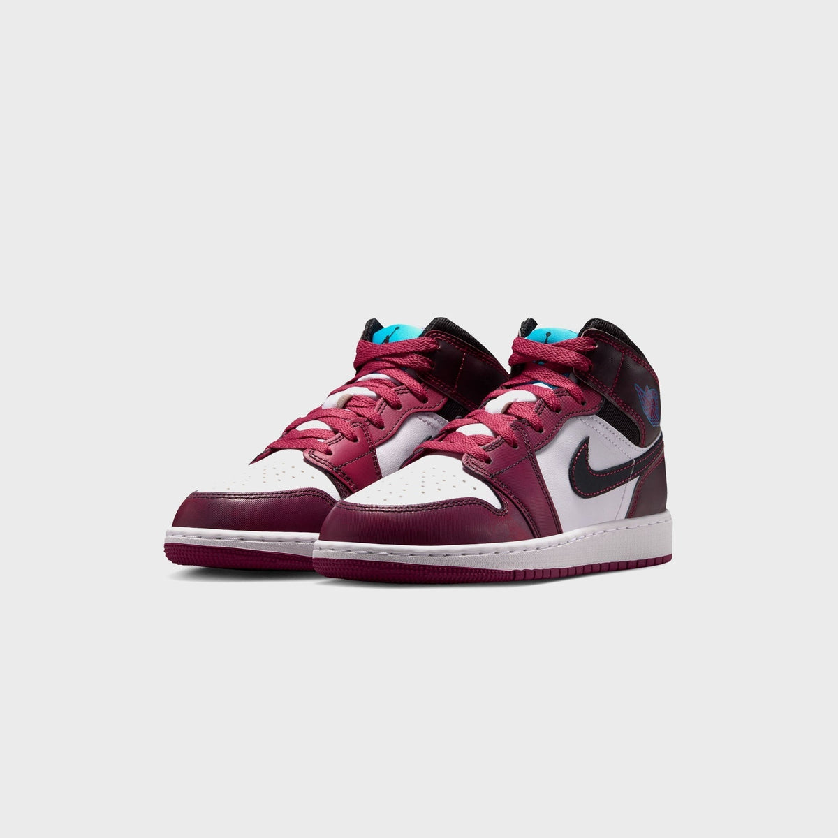 Jordan GS Air Jordan 1 Mid SE - Sweet Beet / Off Noir / White / Desert Pink