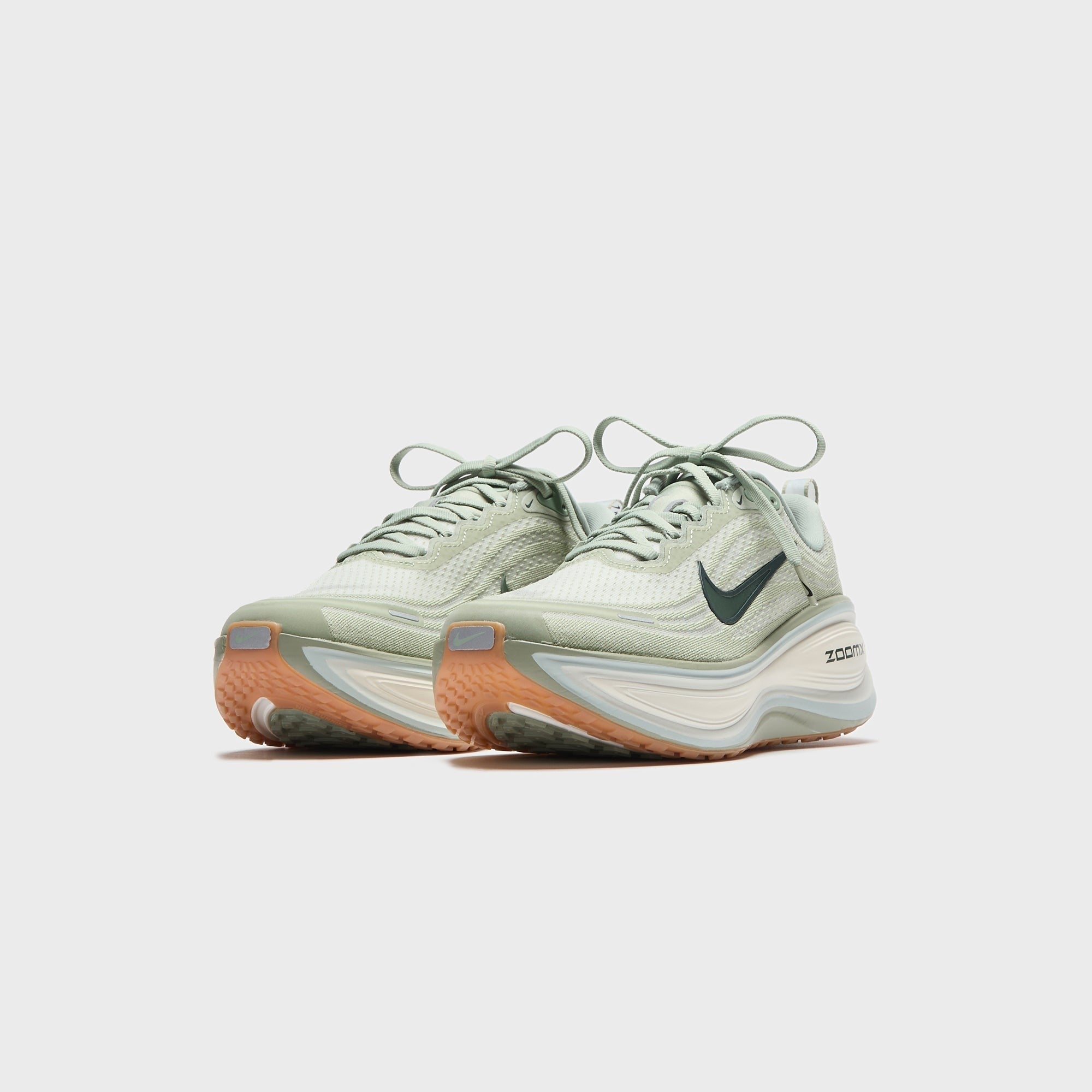 Nike Vomero Plus - Jade Horizon / Sail / Light Silver / Black Spruce