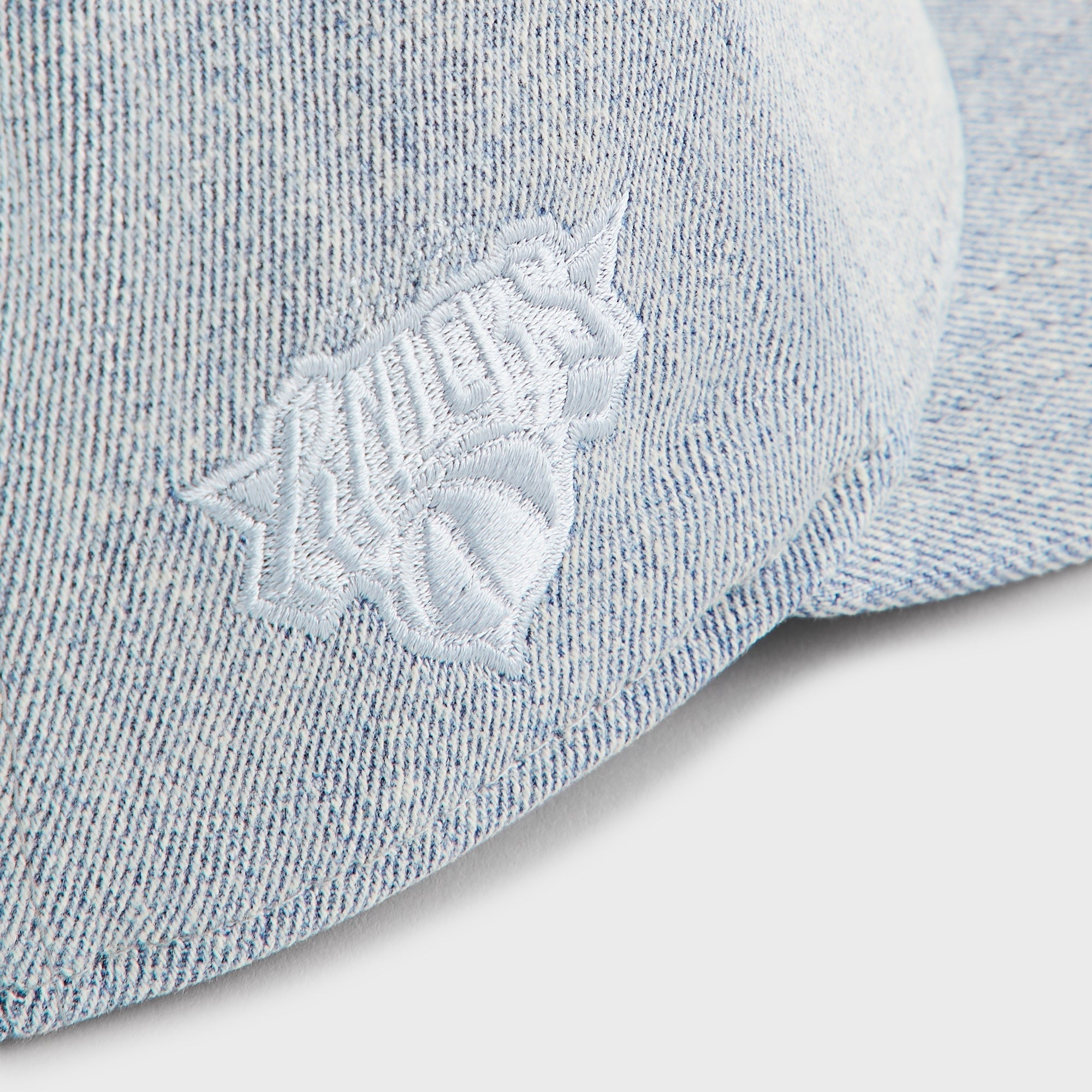 Kith & New Era for the New York Knicks Denim 9Forty M Crown Snapback - Mid Indigo