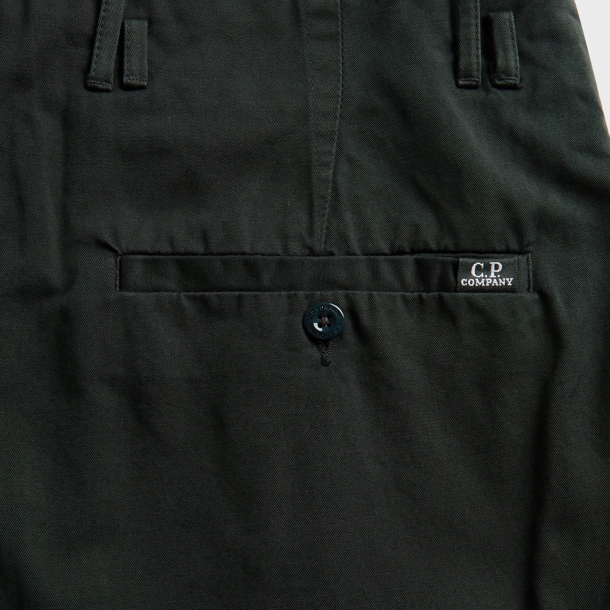 C.P. Company Cotton Gabardine Loose Cargo Pants - Raven