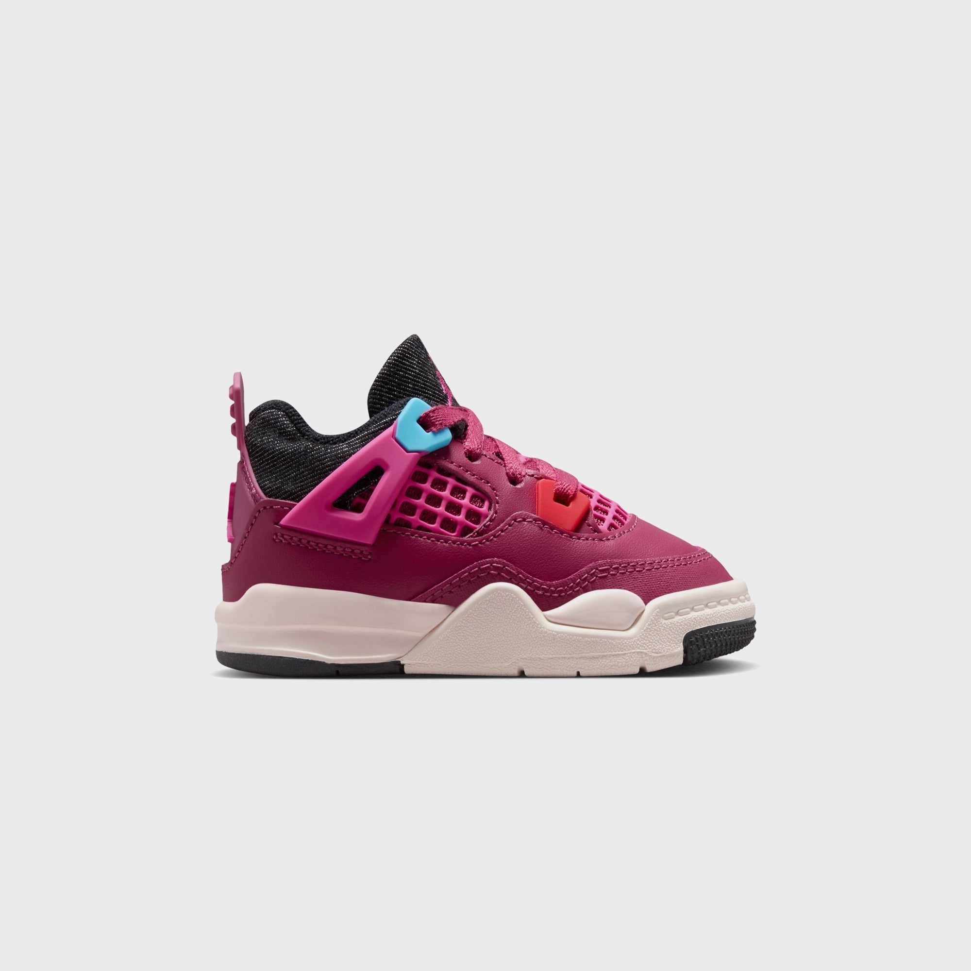 Jordan TD Jordan 4 Retro - Sweet Beet / Off Noir / Chalk / Desert Pink