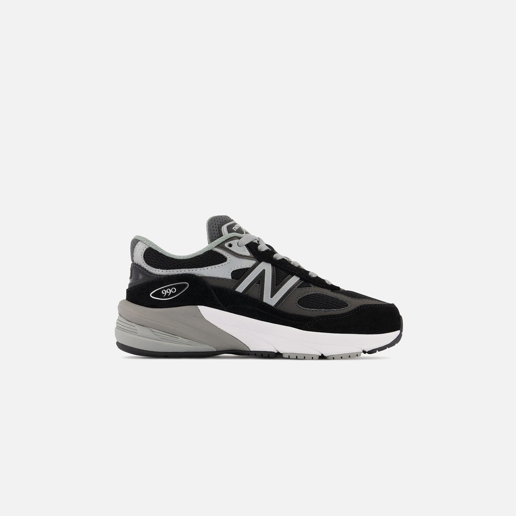 New Balance GS 990v6 - Black