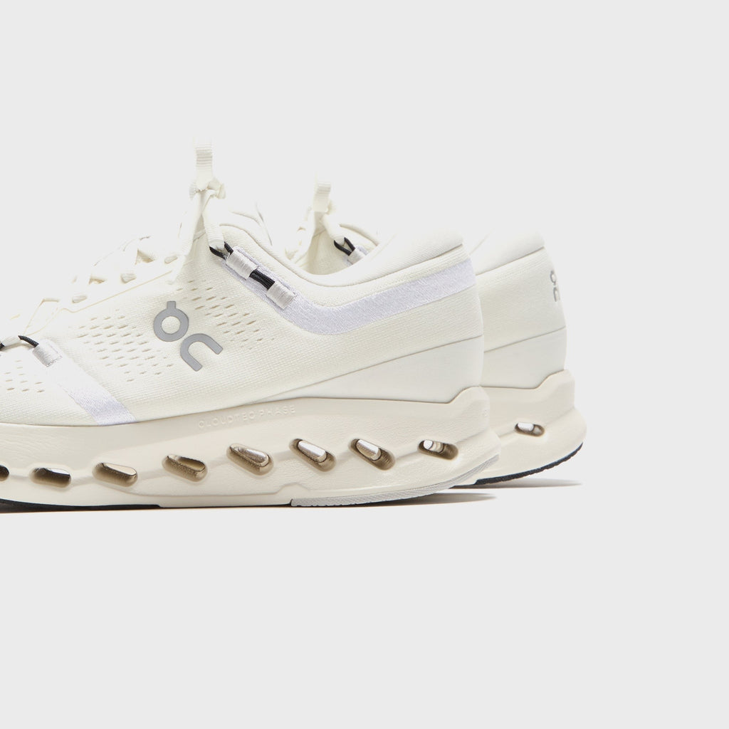 On Running WMNS Cloudsurfer 2 - Ivory