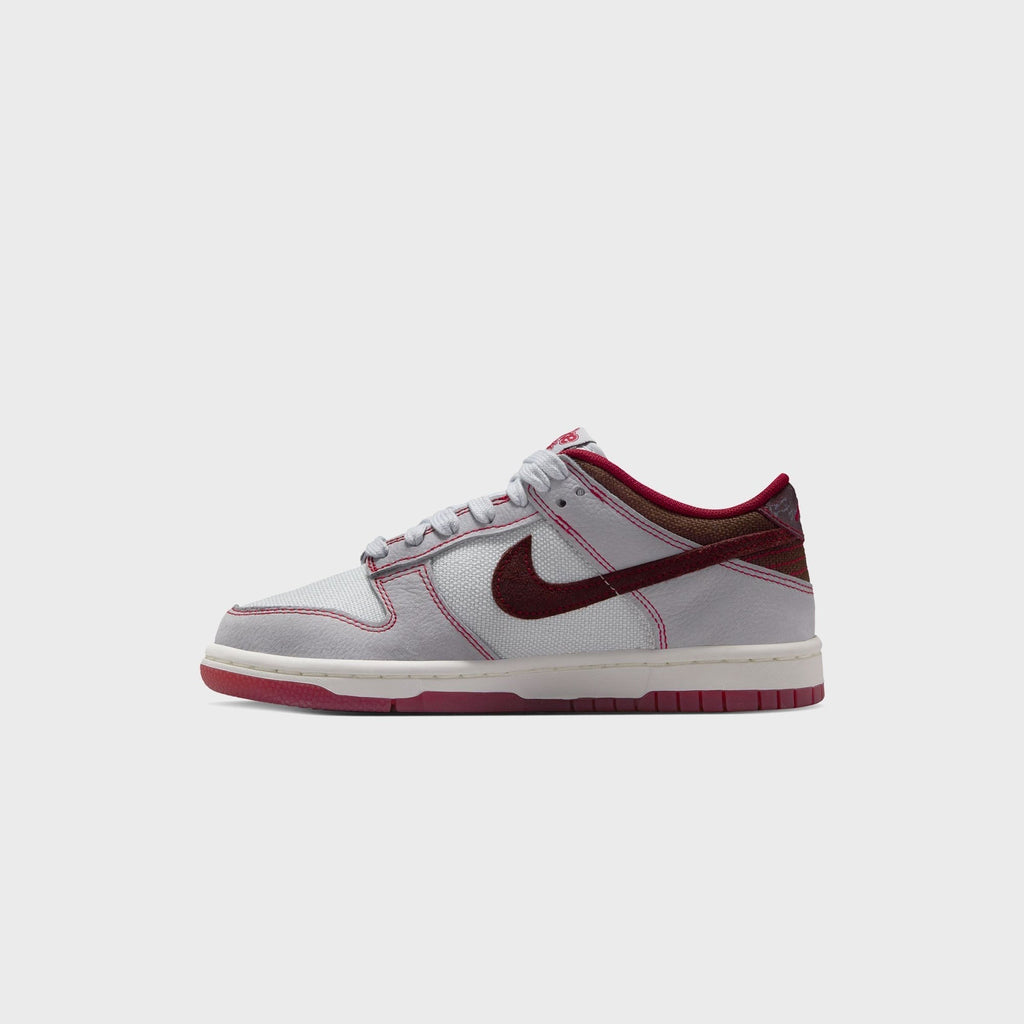 Nike GS Dunk Low LV8 1 - Pure Platinum / Wolf Grey / Team Red / Burgundy Crush
