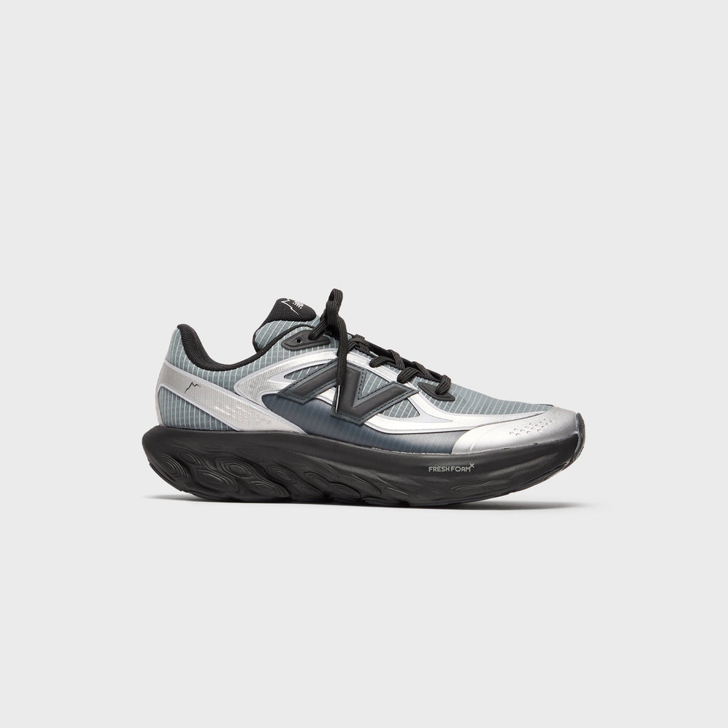 New Balance x CAYL TRN - Slate Grey / Silver Metallic / Black