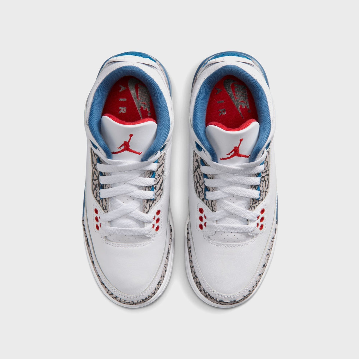 Jordan GS Air Jordan 3 Retro - White / True Blue / Cement Grey / Fire Red