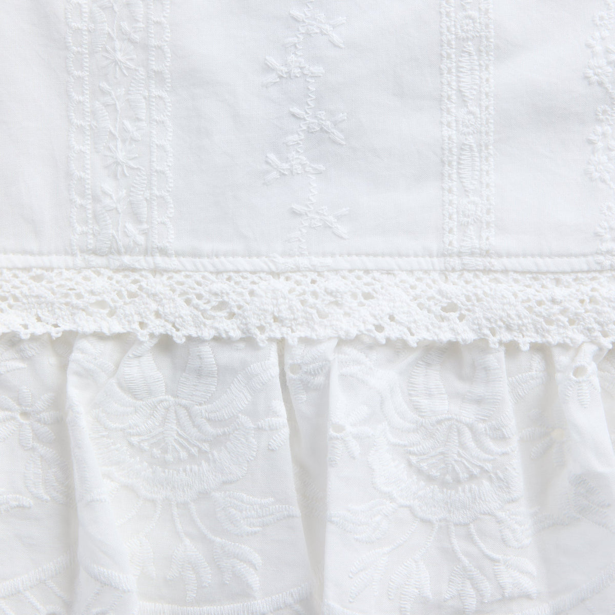 GUIZIO Aylin Mini Skirt - White