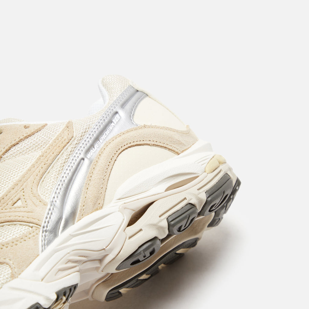 Mizuno Wave Rider 10 - Mojave Desert / Summer Sand / Snow White