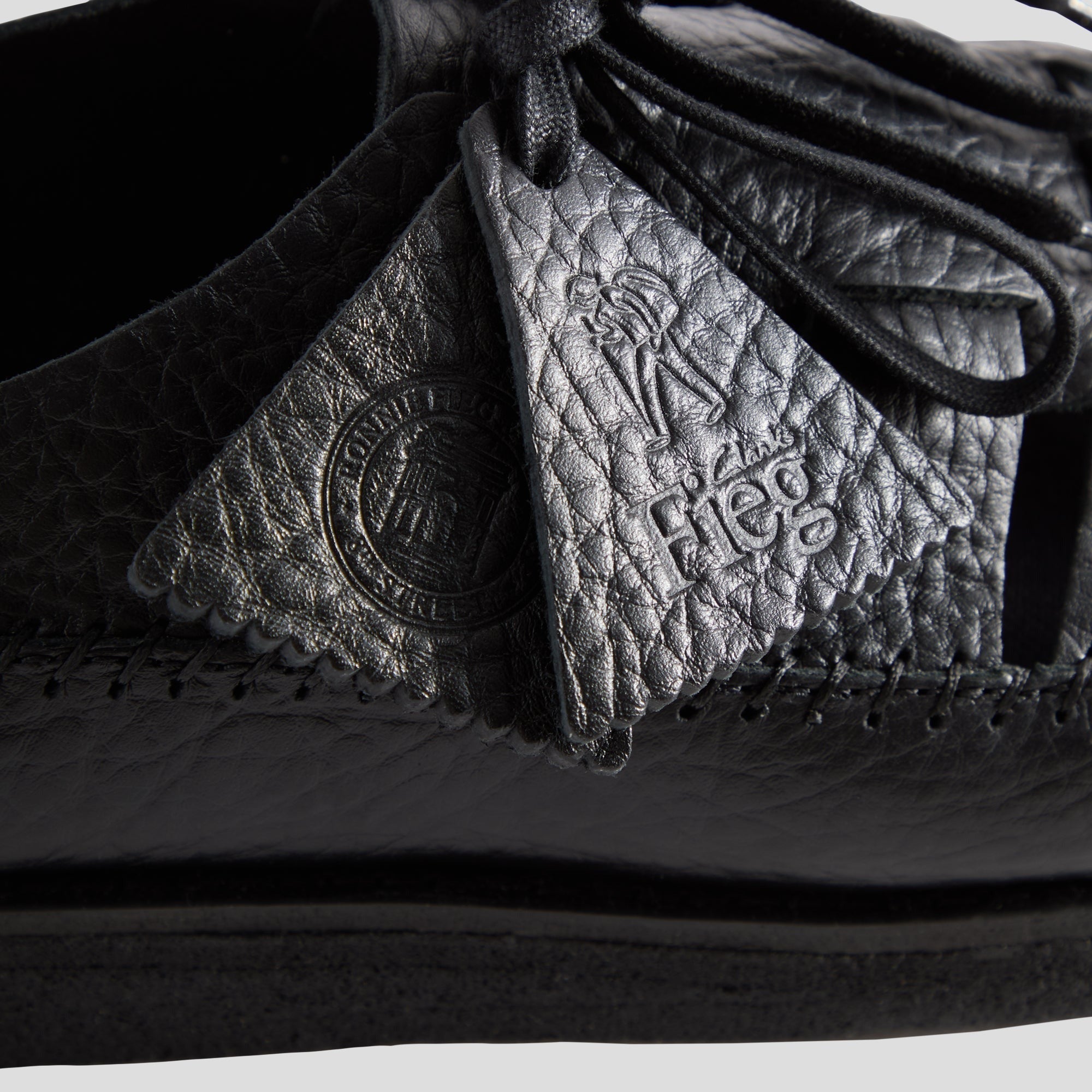 8th St by Ronnie Fieg for Clarks Originals Ridgevale - Black