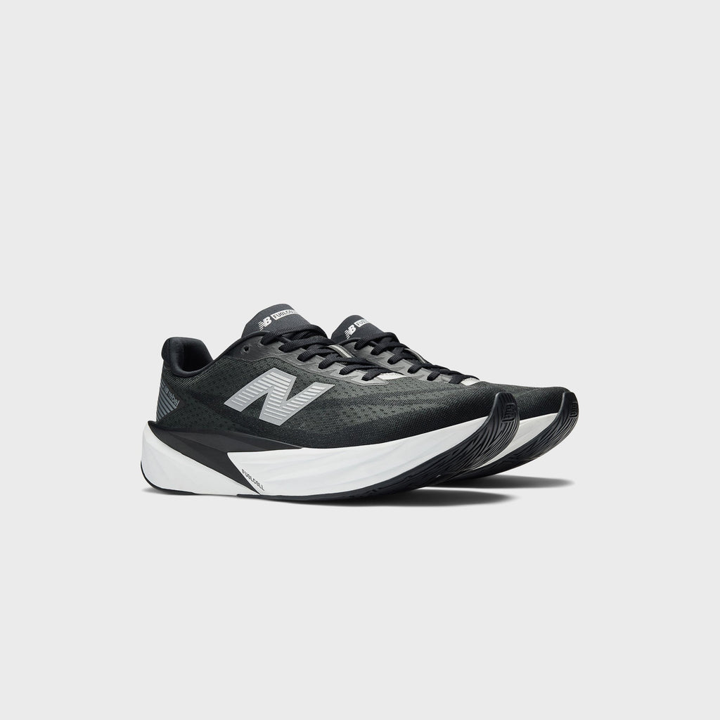 New Balance FuelCell Rebel v5 - Black / White