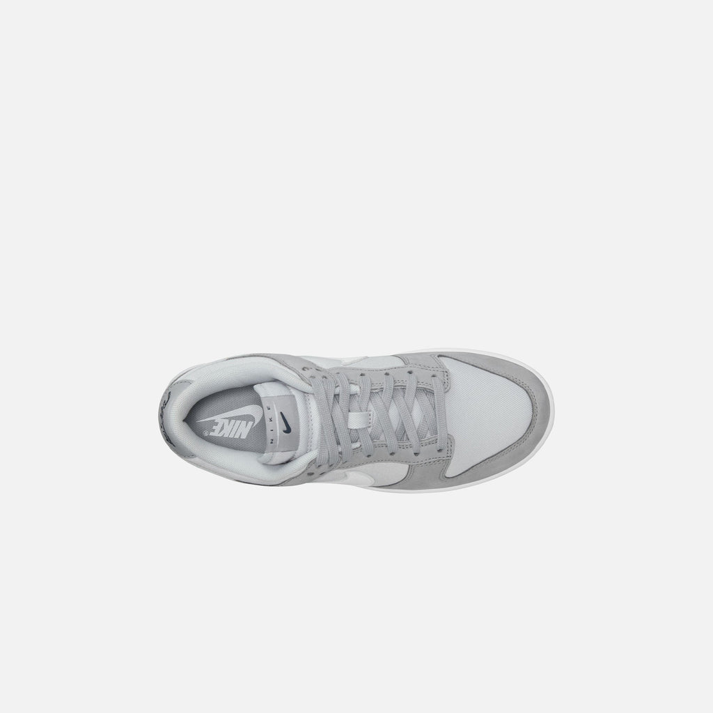 Nike WMNS Dunk Low Retro - Light Smoke Grey / White / Photon Dust