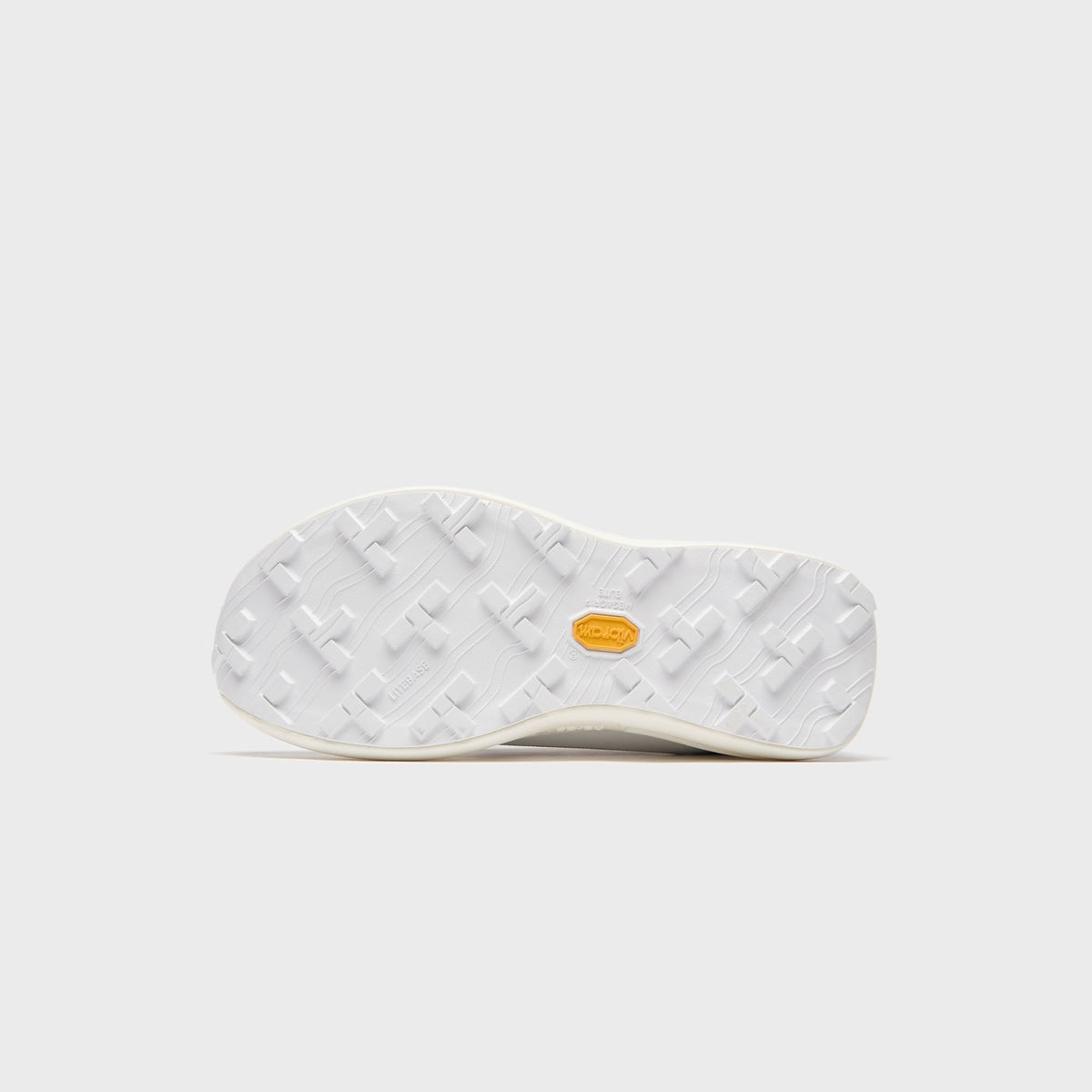 norda 005 - Neve