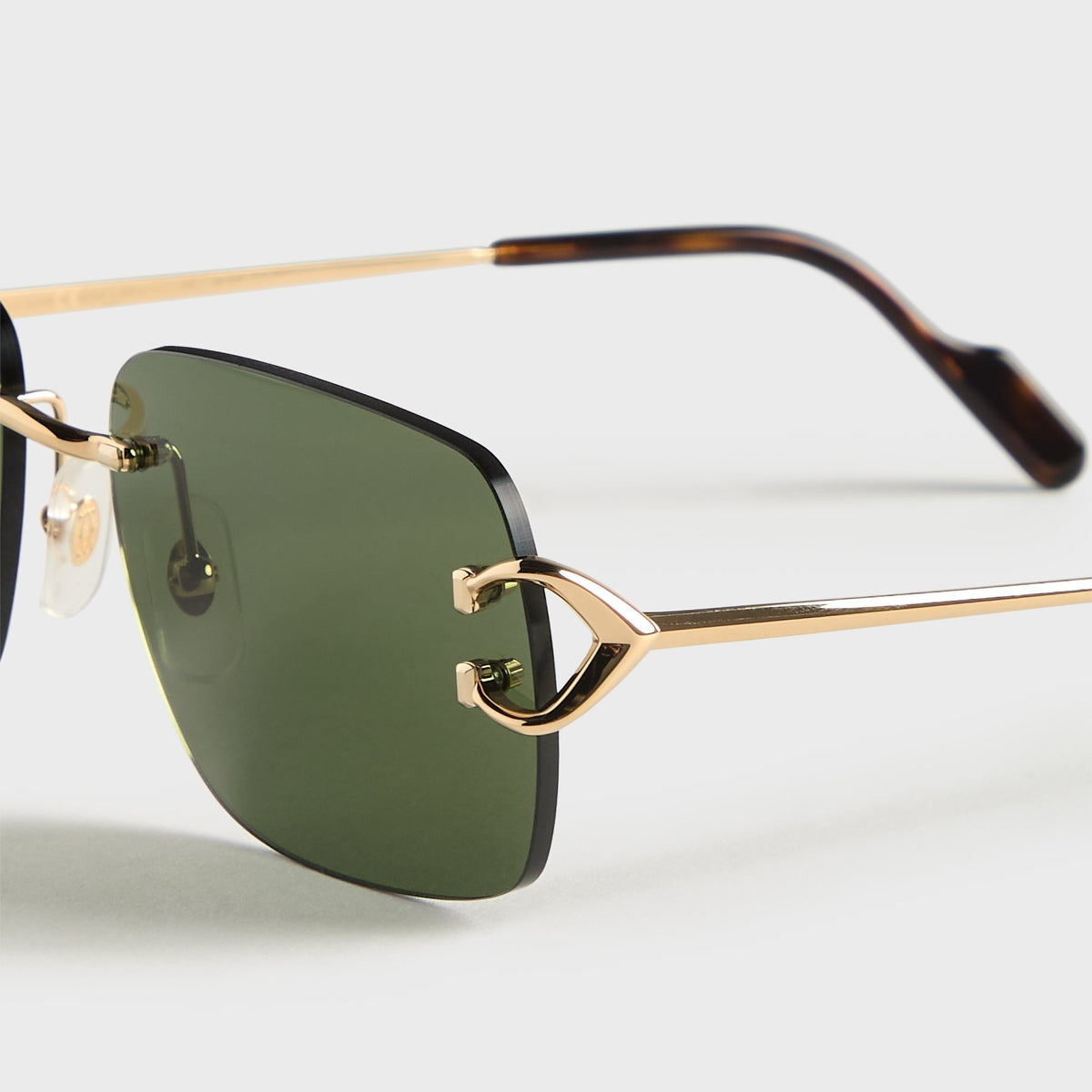 Cartier Piccadilly Man Metal Sunglasses - Gold / Green