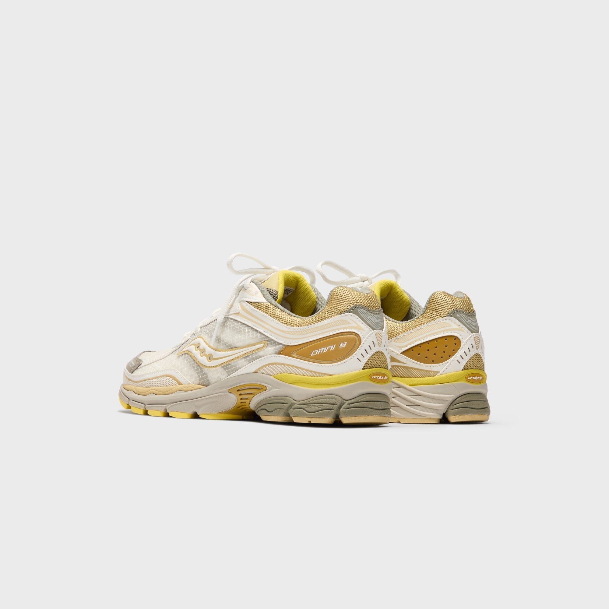 Saucony ProGrid Omni 9 - Ivory / Moss