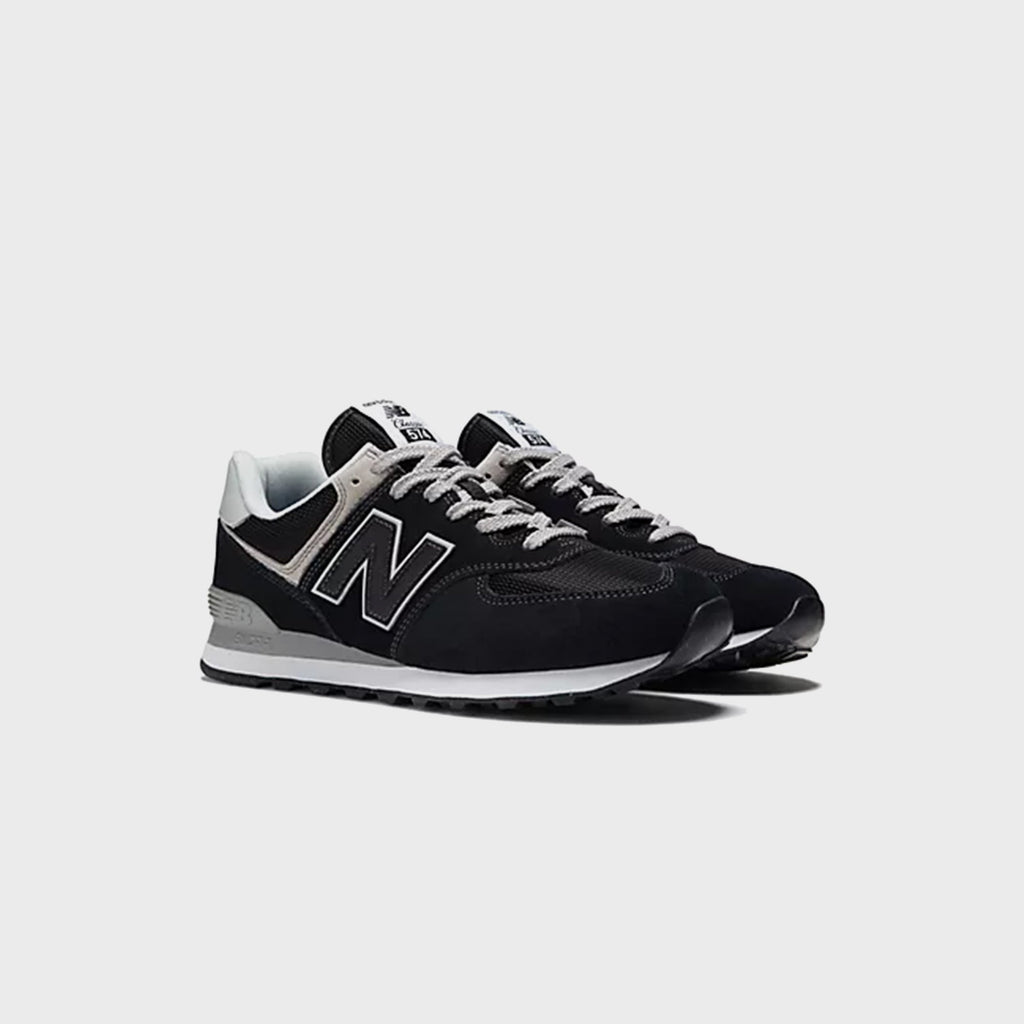 New Balance 574 Core - Black / White