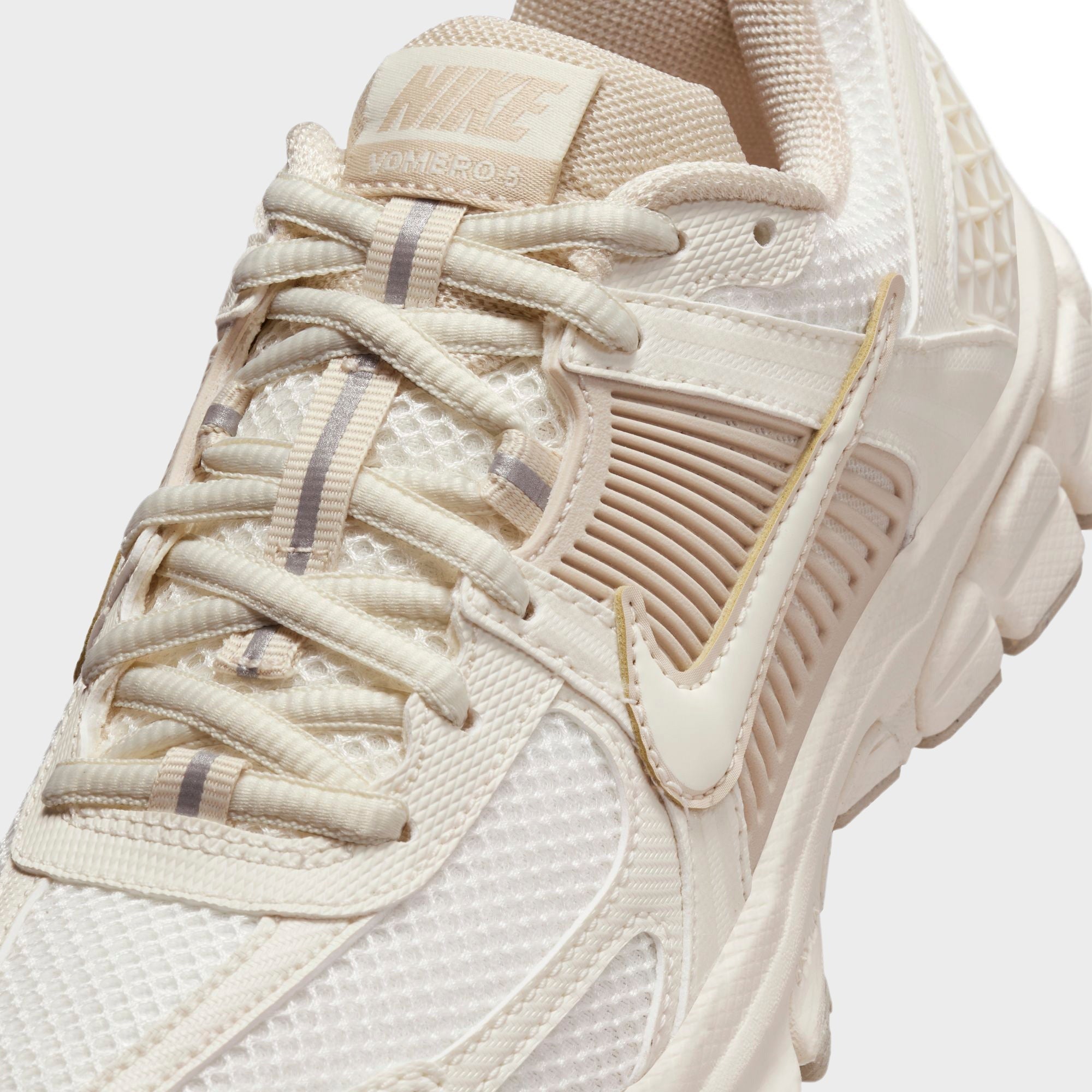 Nike Grade School Zoom Vomero 5 - Sand Drift / Pale Ivory