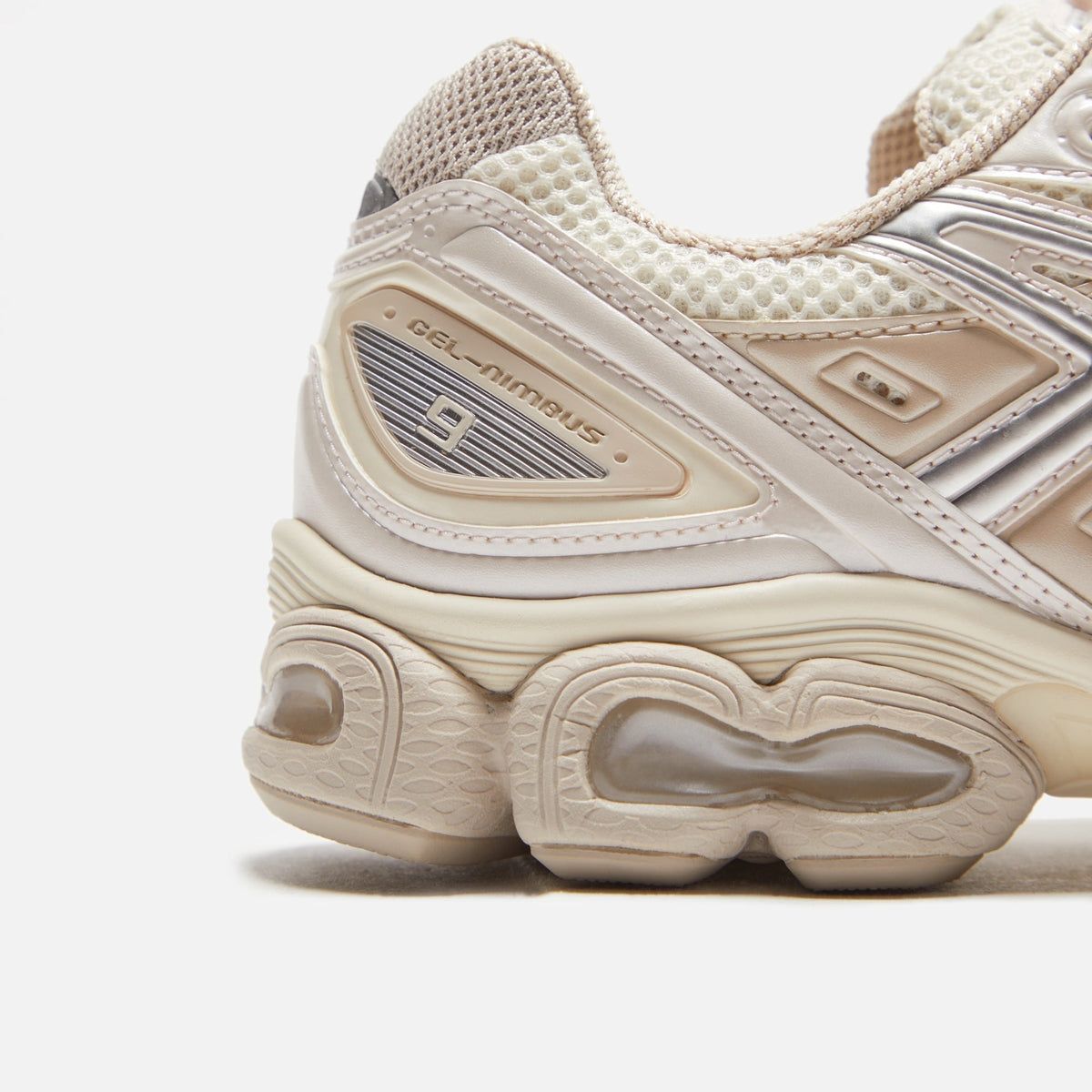 ASICS WMNS Gel-Nimbus 9 - Cream / Mineral Beige