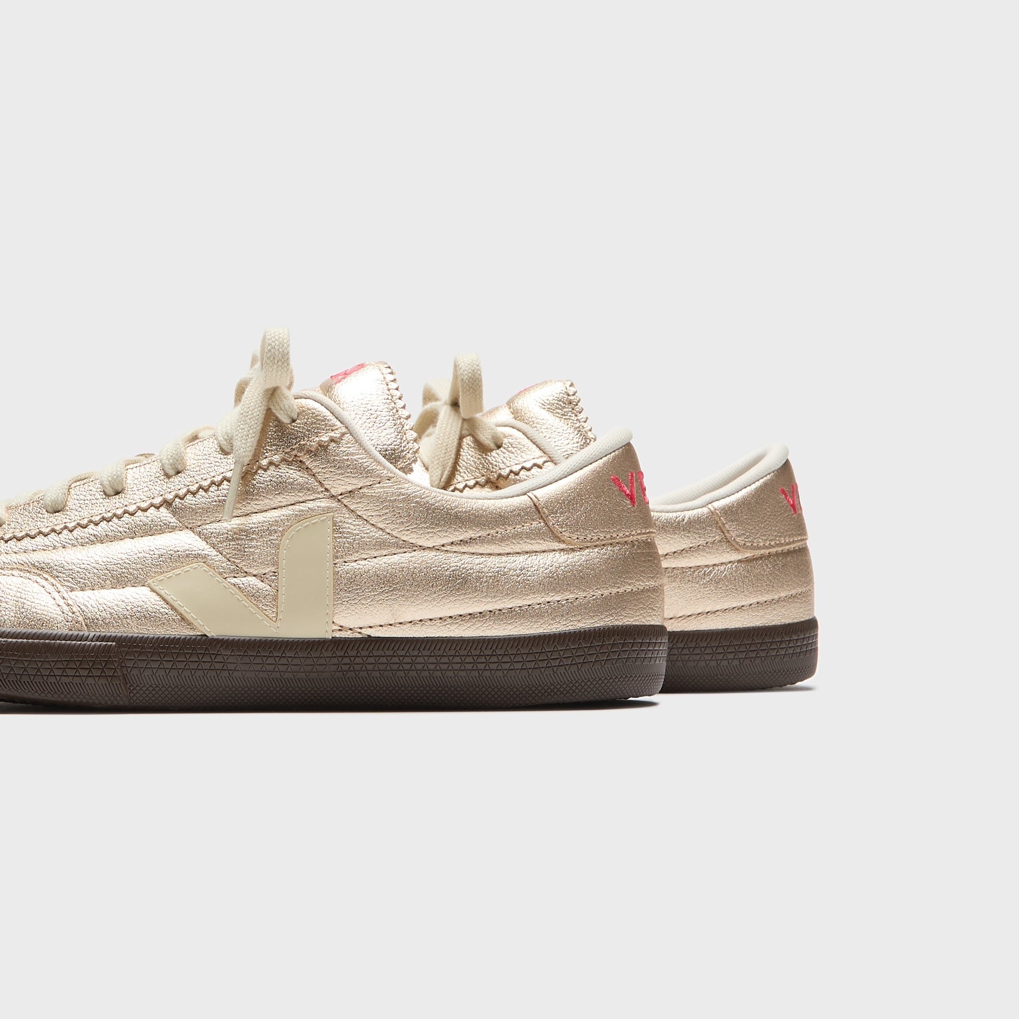 Veja WMNS Panenka Leather - Platine / Pierre / Eagle